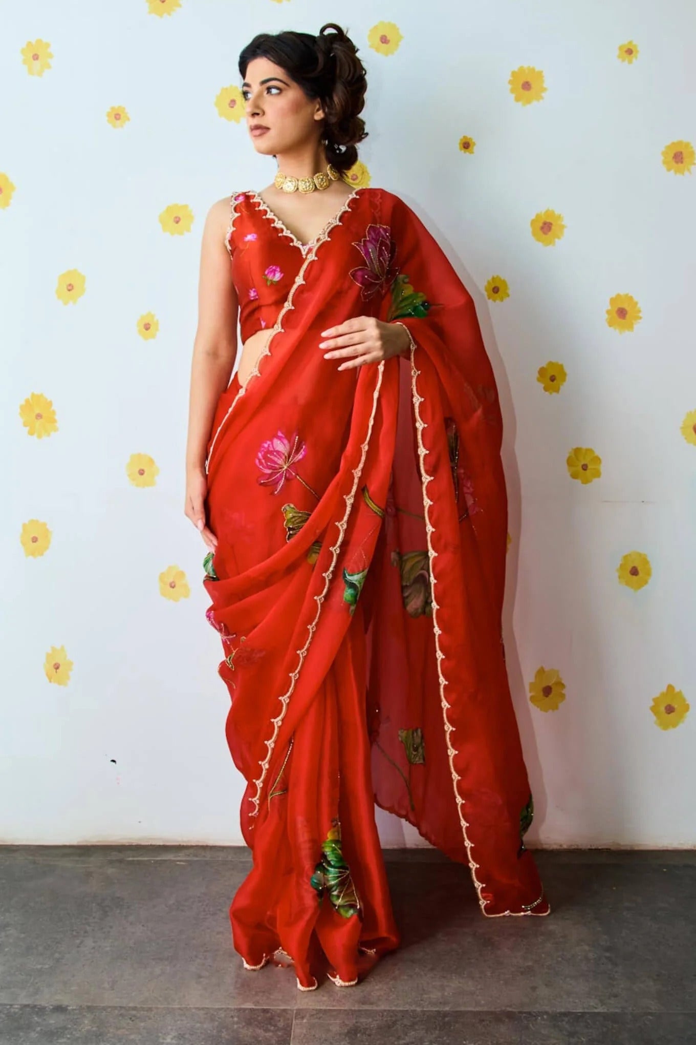 Saree With Ready-Made Blouse