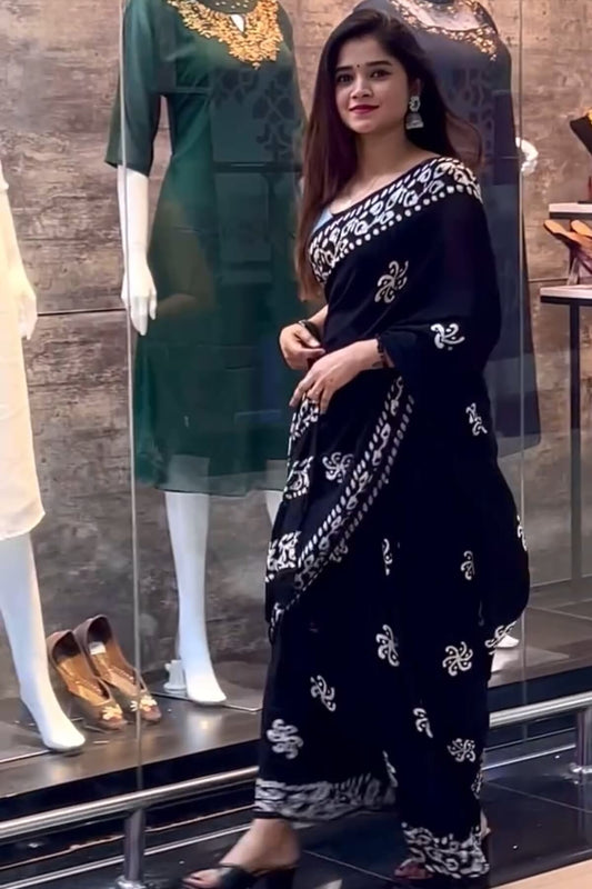 Black Mul Cotton Saree - side view