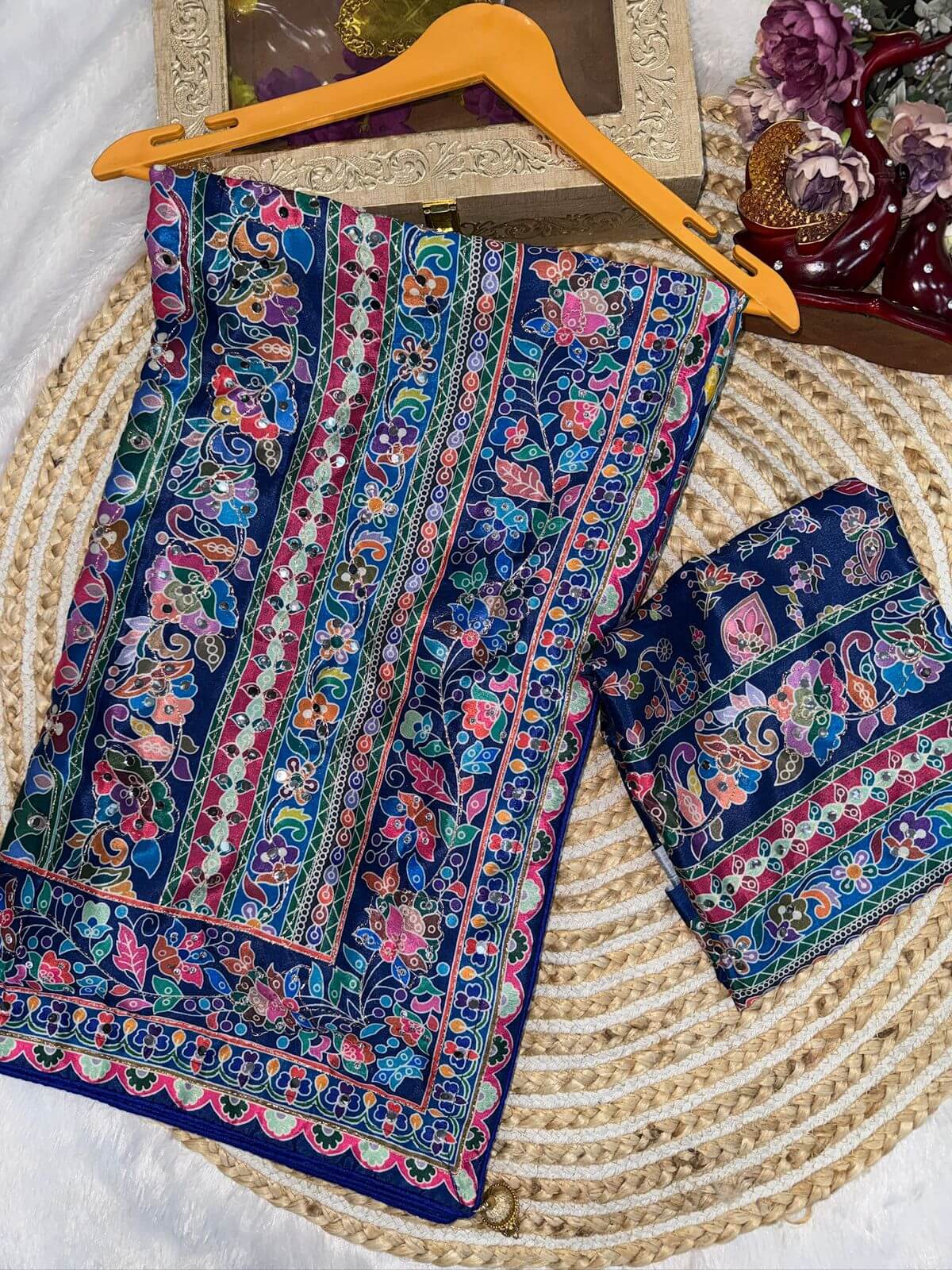 Multicolor Vibrant - saree detail view