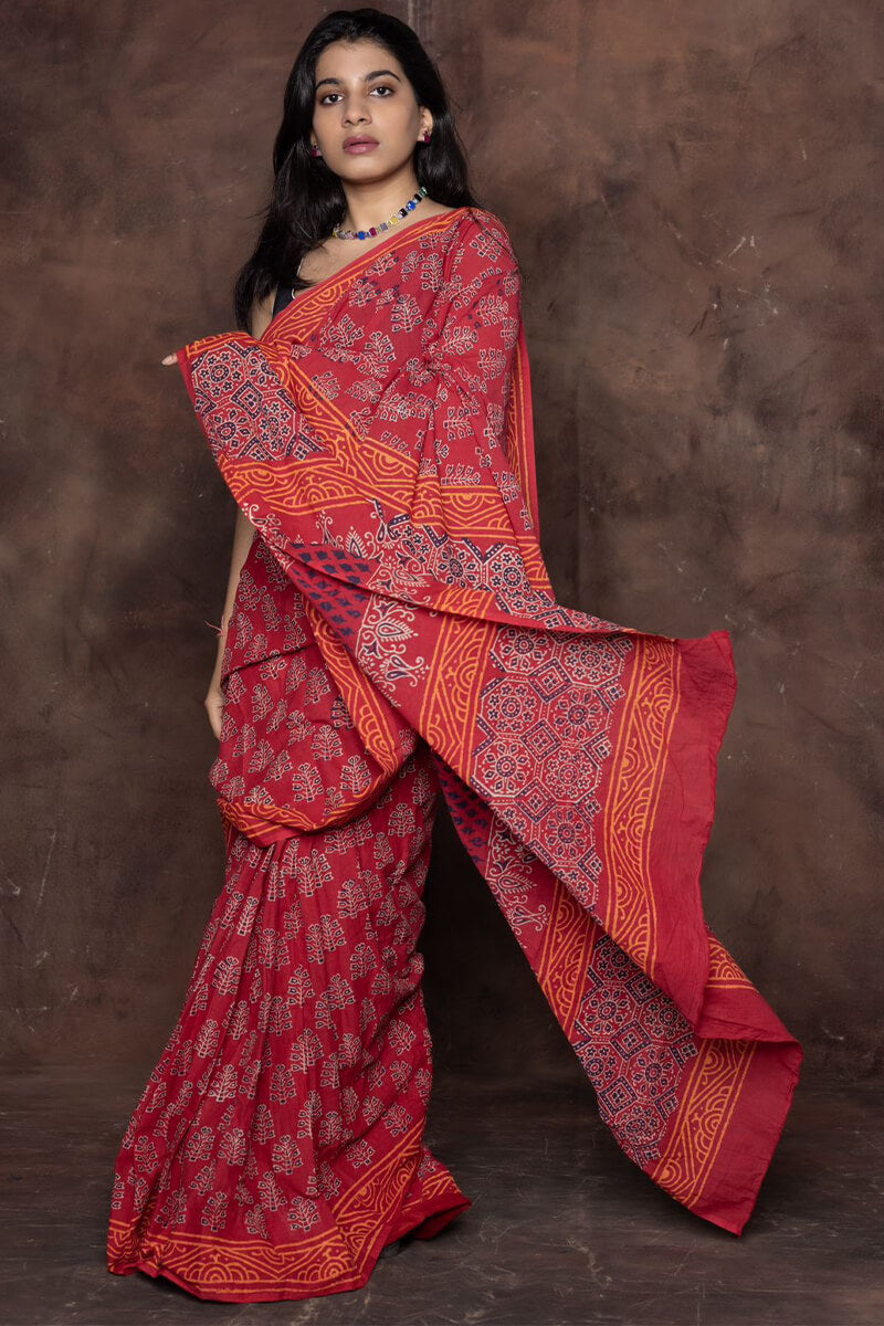 Maroon Mul Cotton Ready to Wear Saree with Pocket - front view