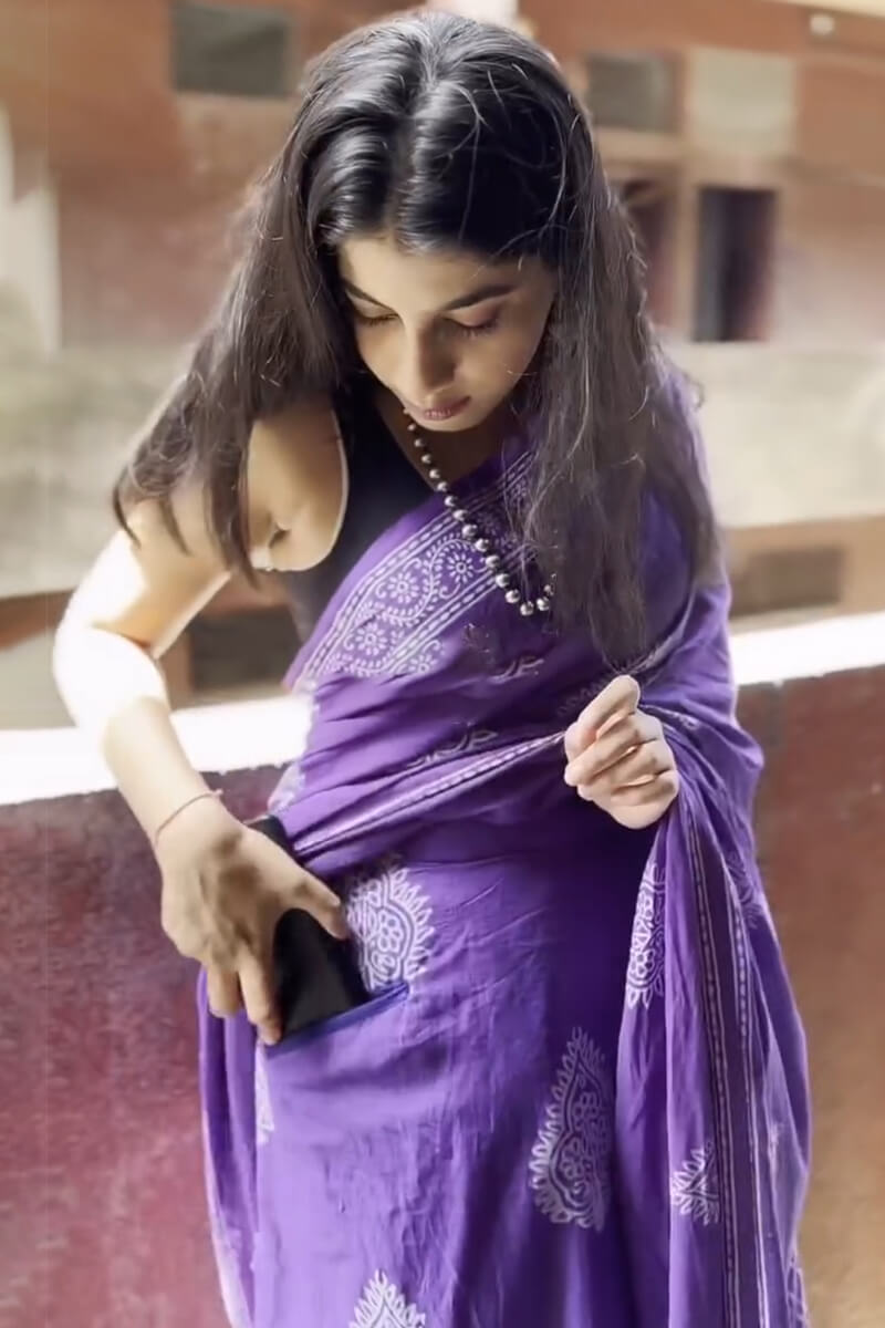 Purple Mul Cotton Saree - full spread