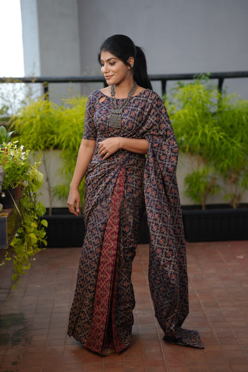 Navy Blue Mul Cotton Saree - blouse piece