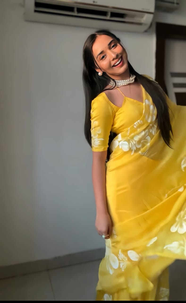 Yellow Georgette 1-Minute Saree back view