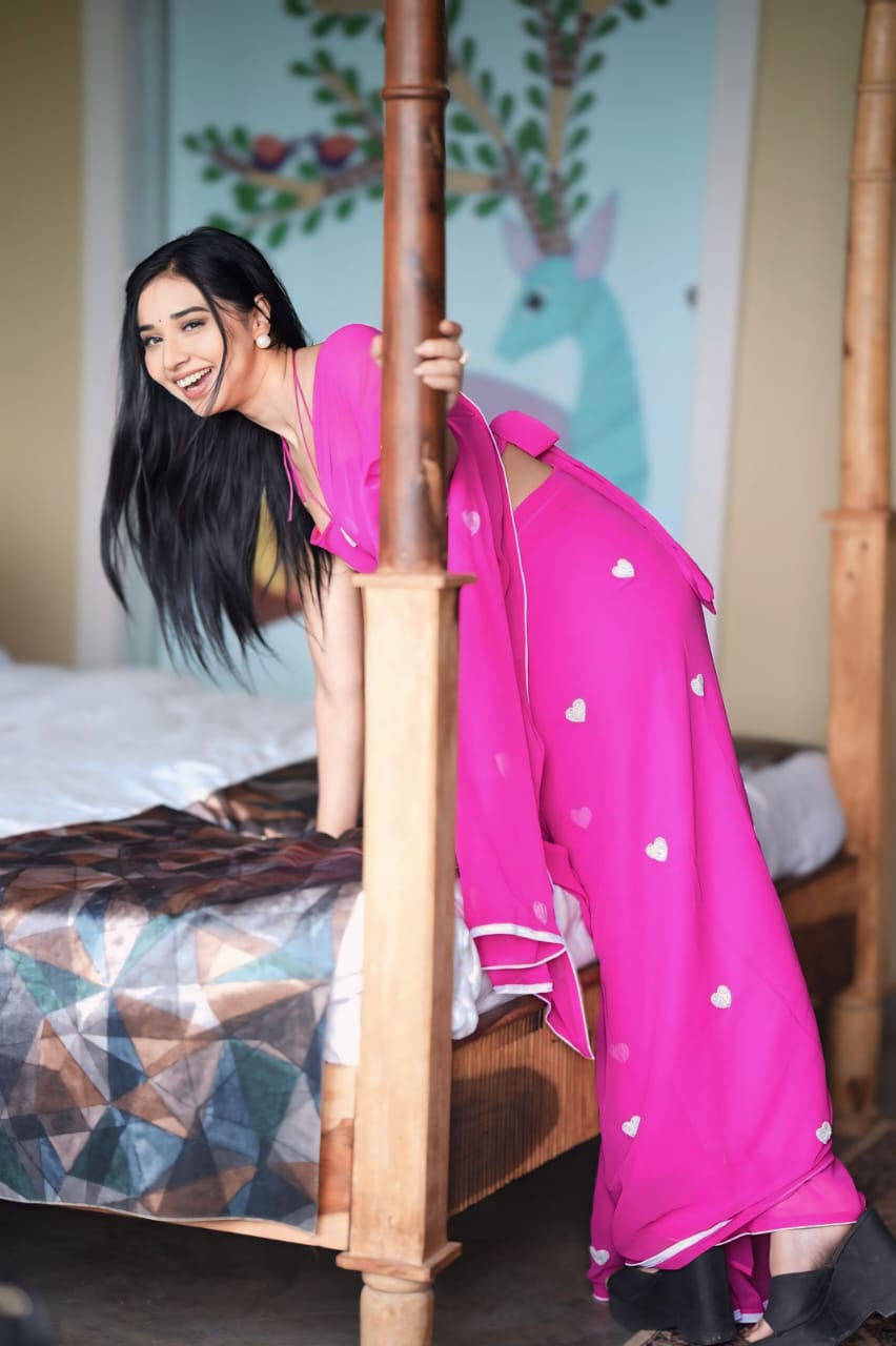 Dark Pink Georgette Ready to Wear Saree – styled festive look